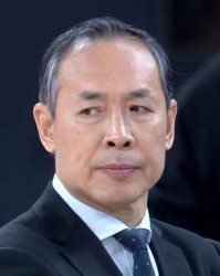 中欧体育官方网站-卫冕冠军6连胜强势领跑积分榜，多队遭伤病侵袭，又有两黑马崛起